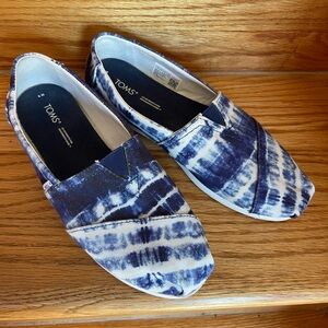 TOMS Aloargata women’s flats size 9
